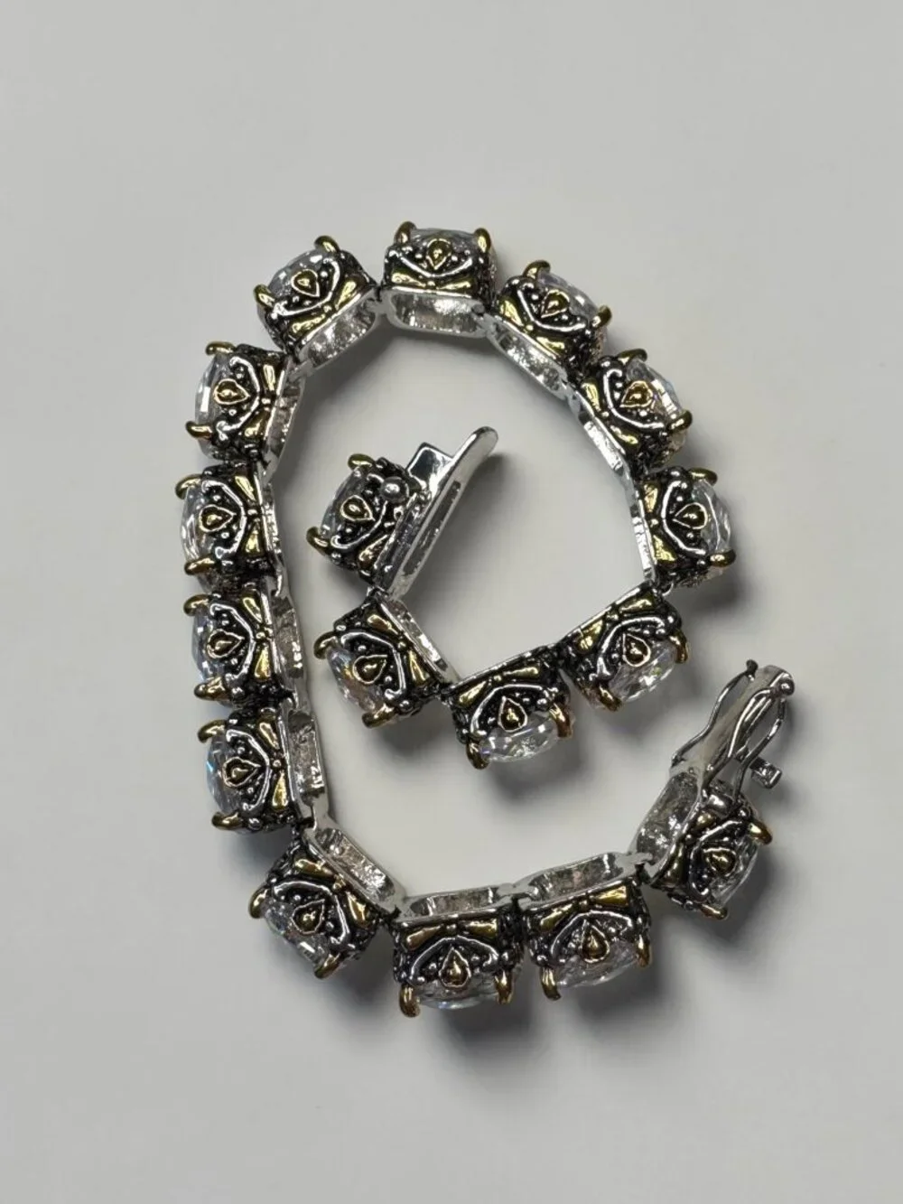 Park Lane Bracelet Clear Crystal Rhinestone Two Tone Ornate Link Vintage 1980s - Picture 5 of 7